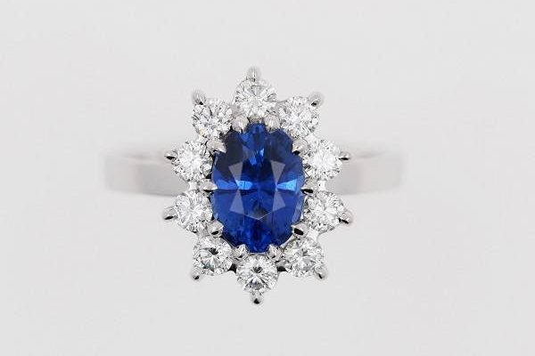 Bague Marguerite Or Blanc Saphir Bleu Diamants
