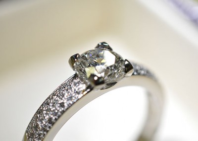 Platinum yellow gold sapphire ring