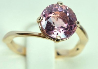 Pink tourmaline ring & rose gold