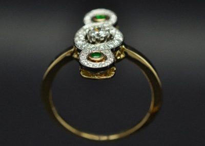 Old style ring. Diamonds, tsavorite garnets platinum yellow gold – 1/2