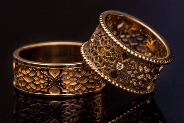Oriental rose gold wedding ring