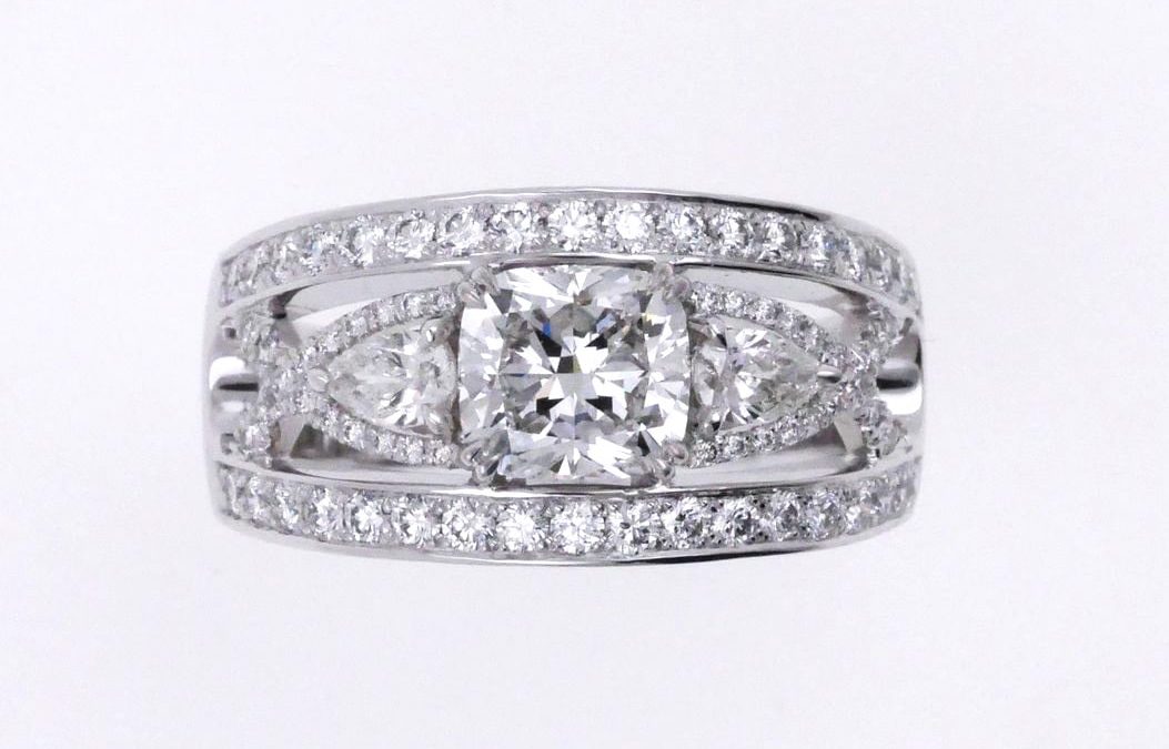 Bague Bandeau En Or Blanc Et Diamants