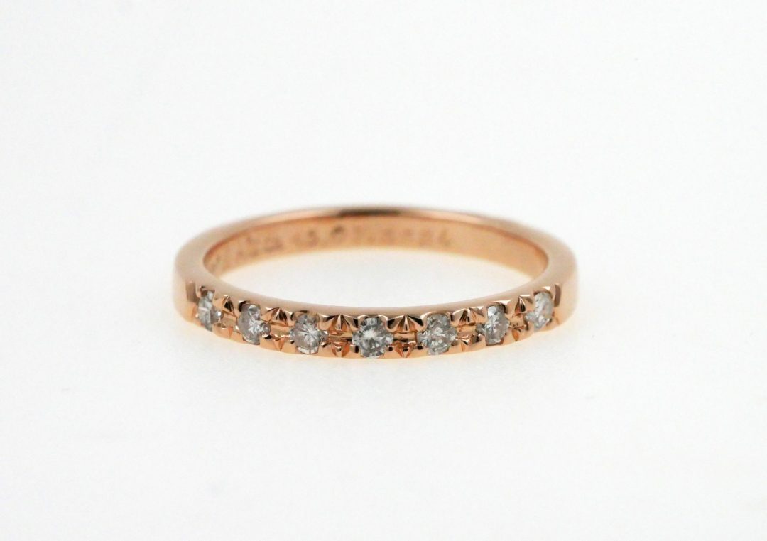 Ring in rose gold and diamonds
