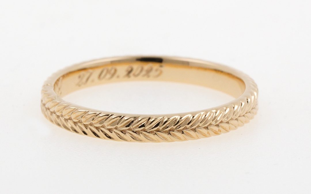 Ring Or Jaune Feuille Sculptée