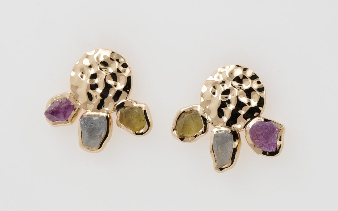 Puces d’oreilles Pierres Brutes Multicolores